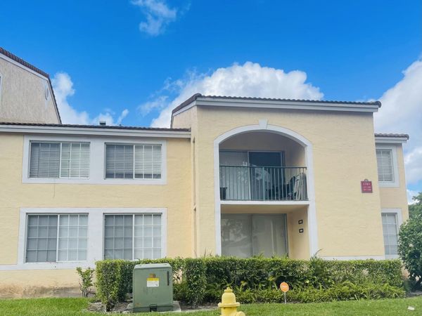 1743 Village Boulevard, Unit 107, West Palm Beach, FL 33409