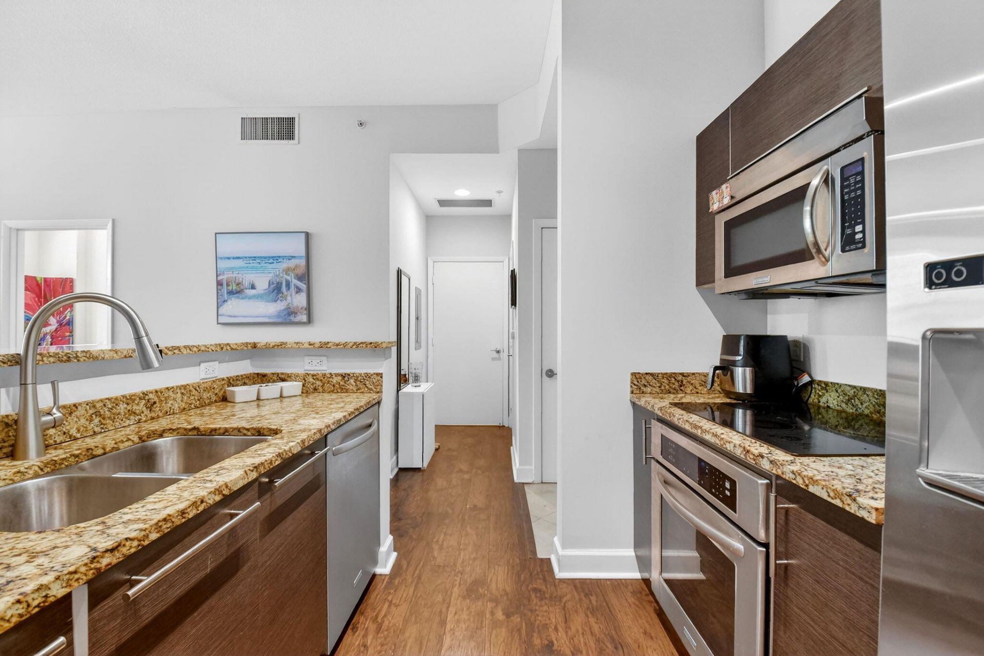 550 Okeechobee Boulevard, Unit 221, West Palm Beach, FL 33401 Photo