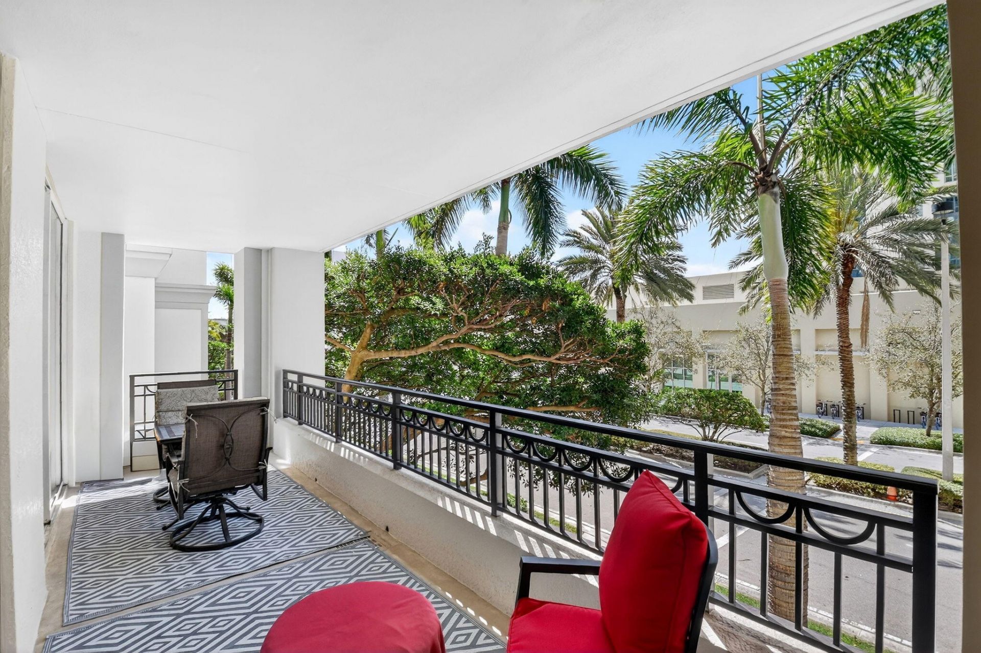 550 Okeechobee Boulevard, Unit 221, West Palm Beach, FL 33401 Photo