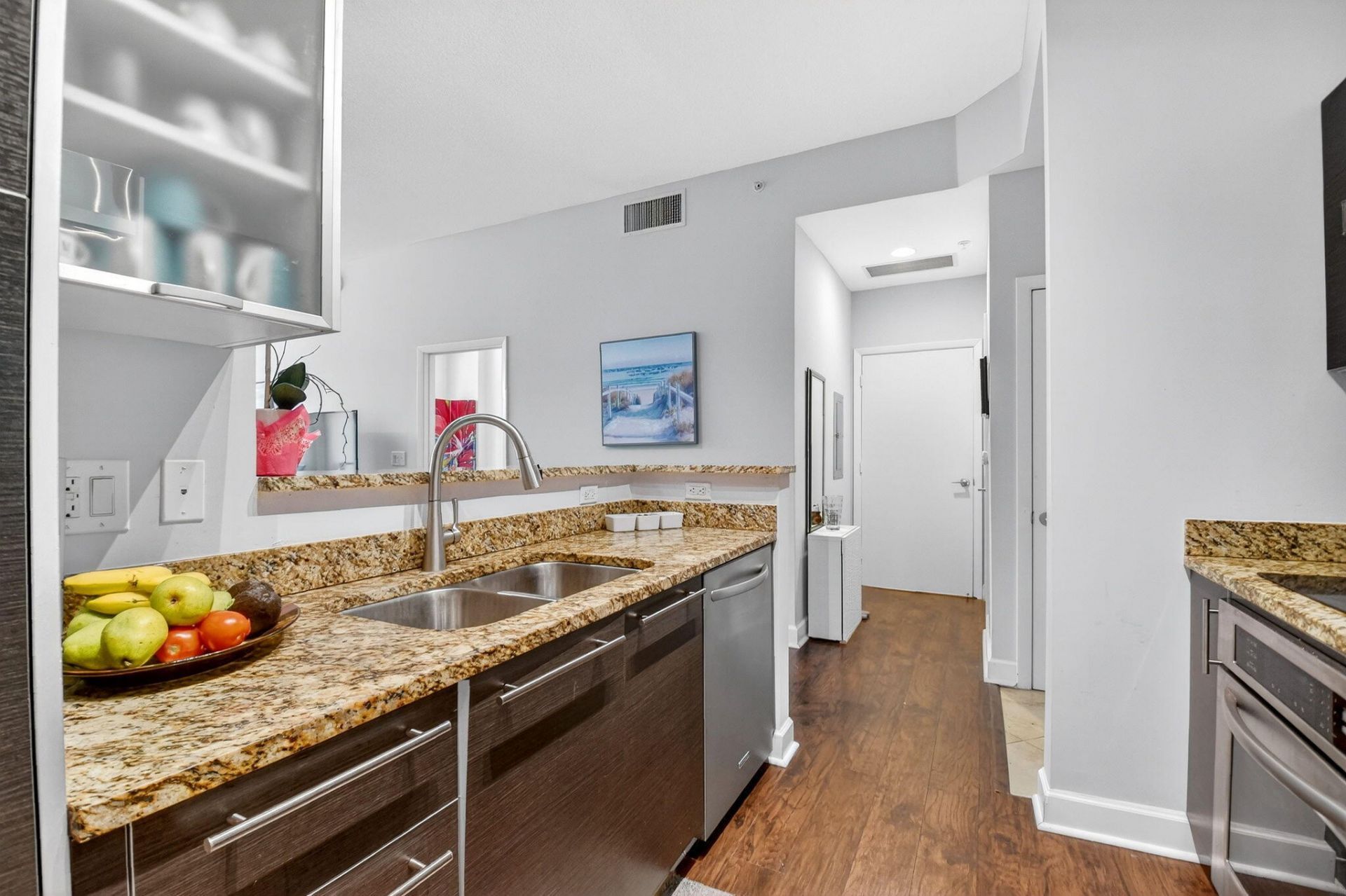 550 Okeechobee Boulevard, Unit 221, West Palm Beach, FL 33401 Photo