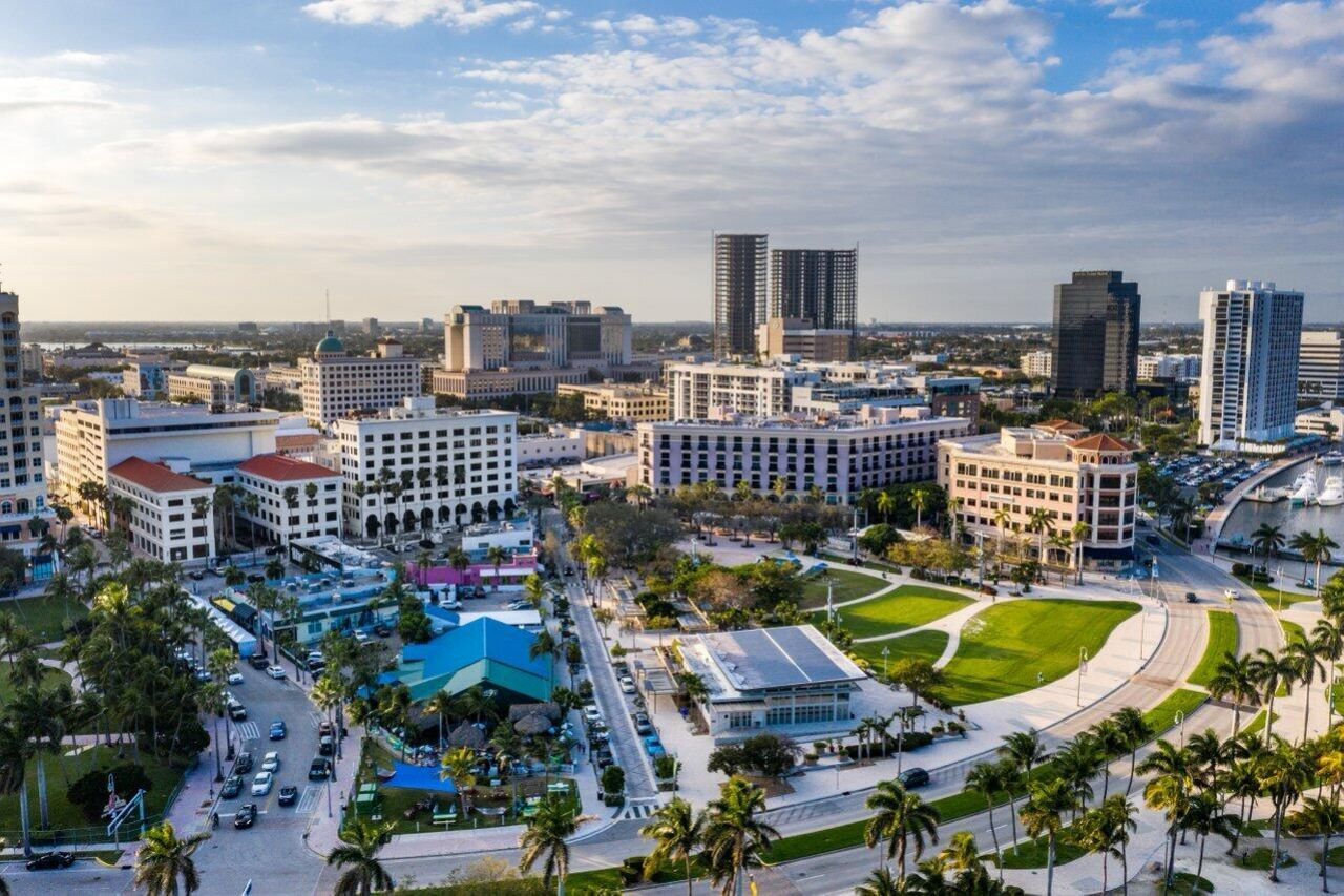 550 Okeechobee Boulevard, Unit 221, West Palm Beach, FL 33401 Photo