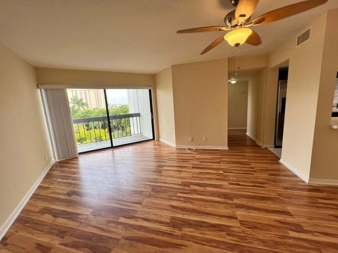 1900 N Congress Avenue, Unit 403, West Palm Beach, FL 33401 Photo