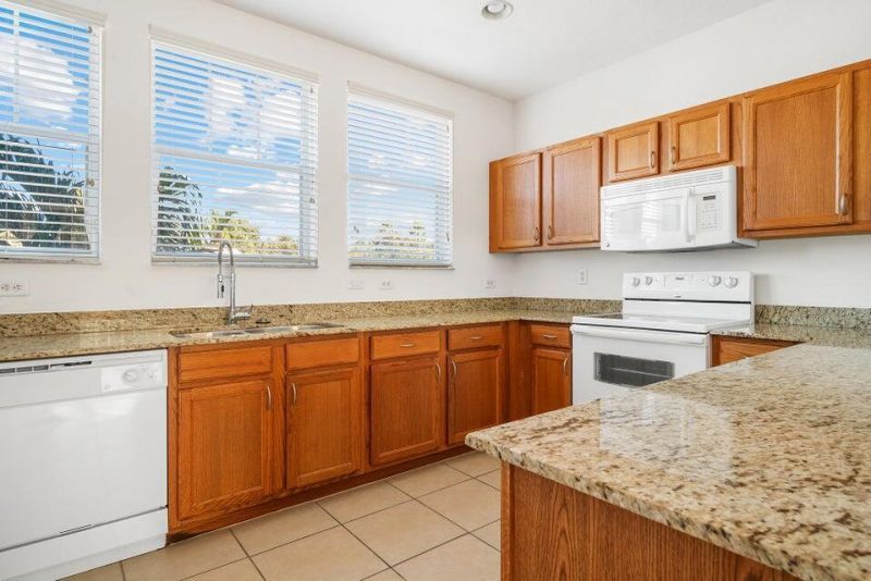 500 Pacific Grove Drive, Unit 7, West Palm Beach, FL 33401 Photo