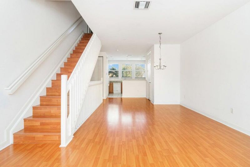 500 Pacific Grove Drive, Unit 7, West Palm Beach, FL 33401 Photo