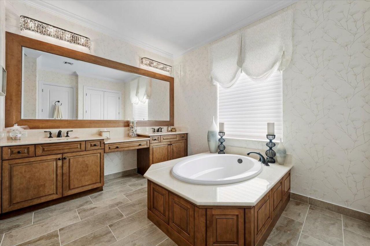 208 Lucia Court, Jupiter, FL 33478 Photo