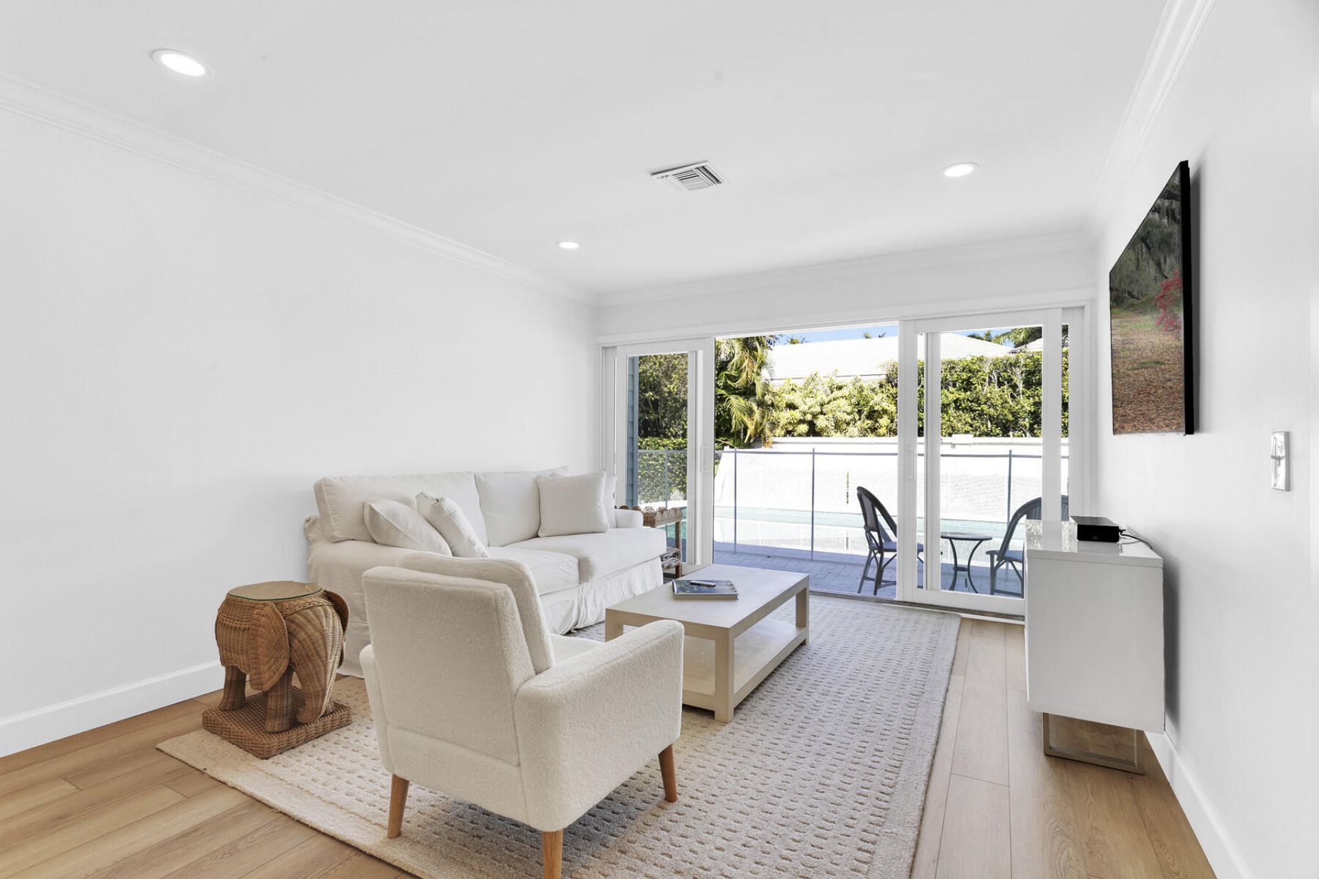 211 Miraflores Drive, Palm Beach, FL 33480 Photo