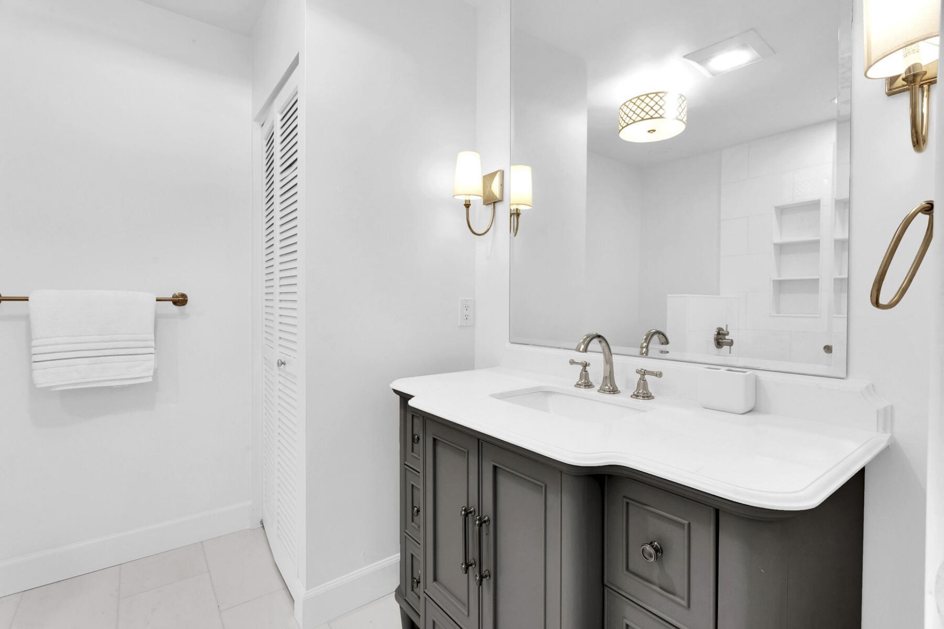 211 Miraflores Drive, Palm Beach, FL 33480 Photo