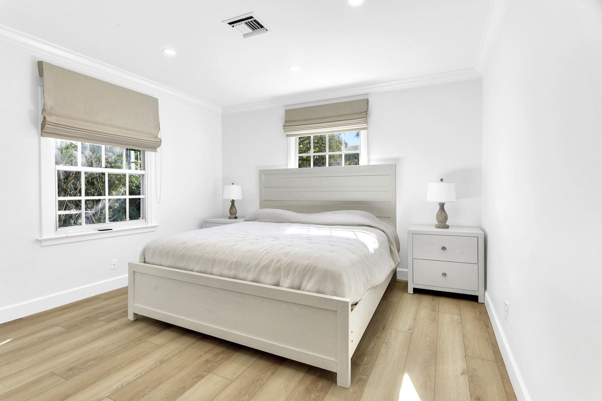 211 Miraflores Drive, Palm Beach, FL 33480 Photo