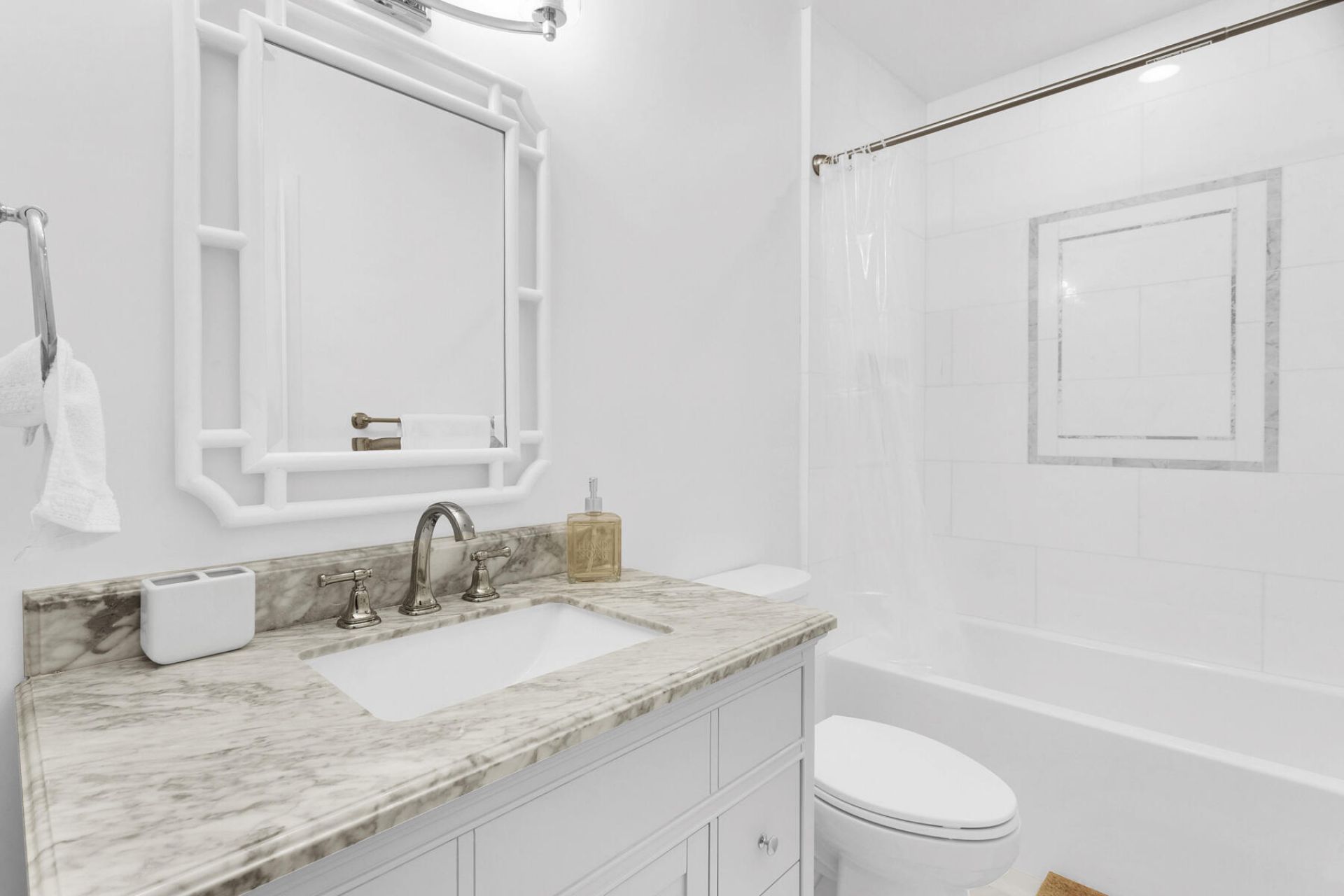 211 Miraflores Drive, Palm Beach, FL 33480 Photo