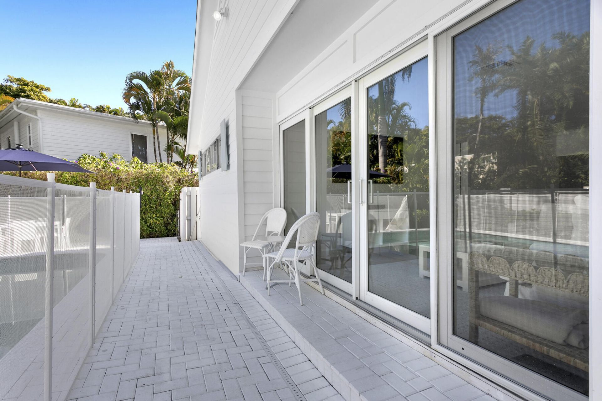 211 Miraflores Drive, Palm Beach, FL 33480 Photo