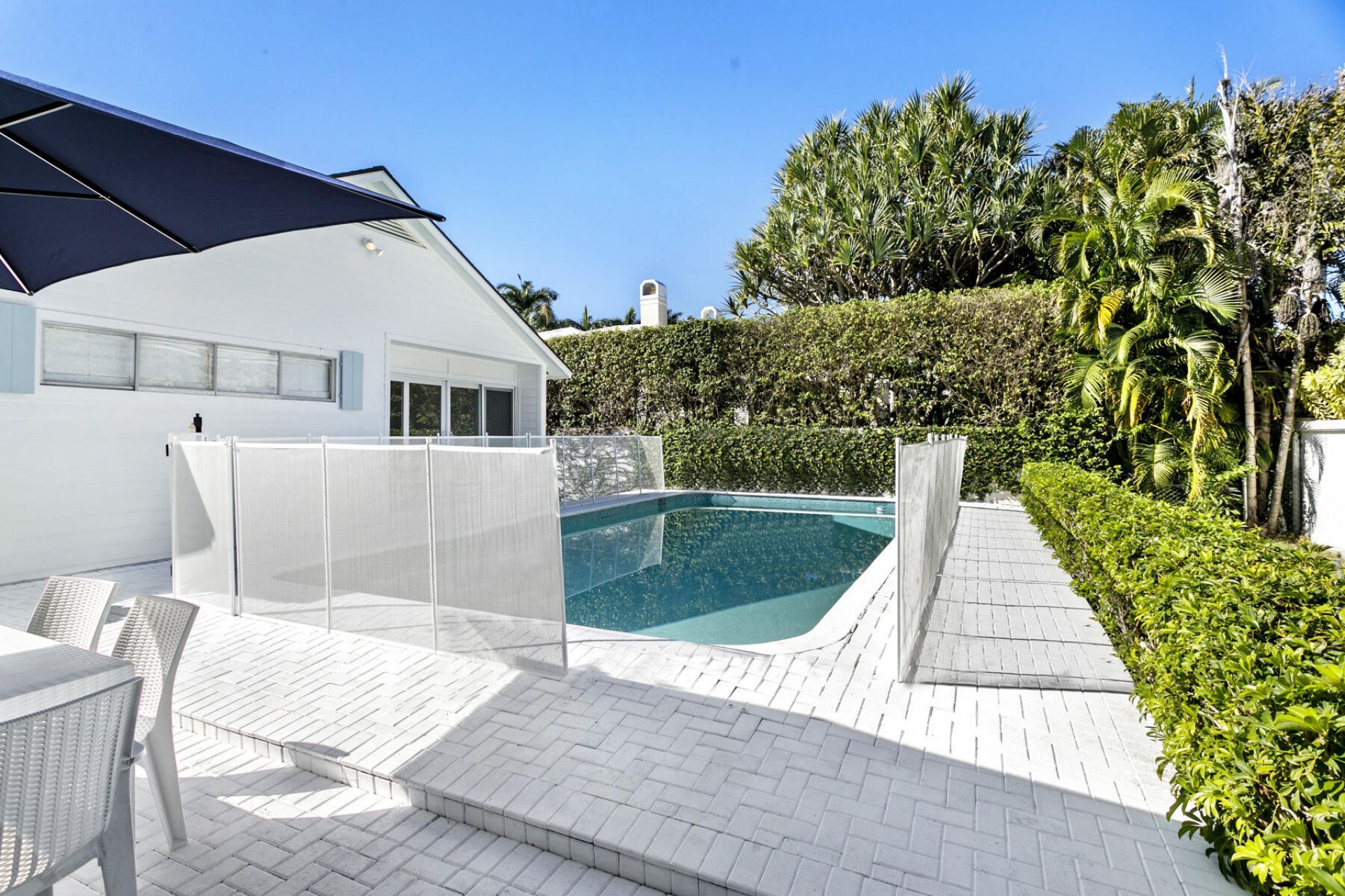 211 Miraflores Drive, Palm Beach, FL 33480 Photo