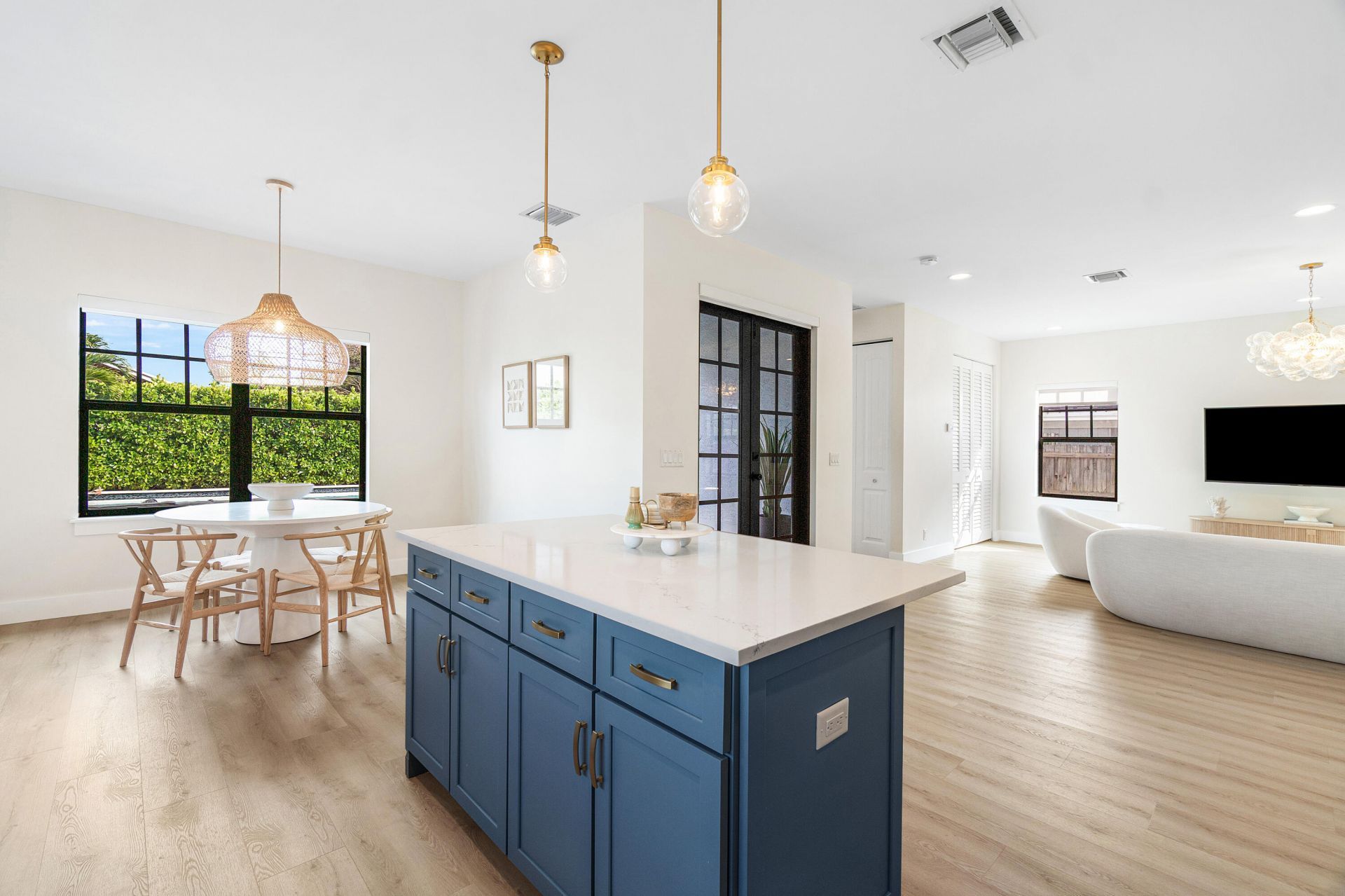 7606 S Olive Avenue, West Palm Beach, FL 33405 Photo