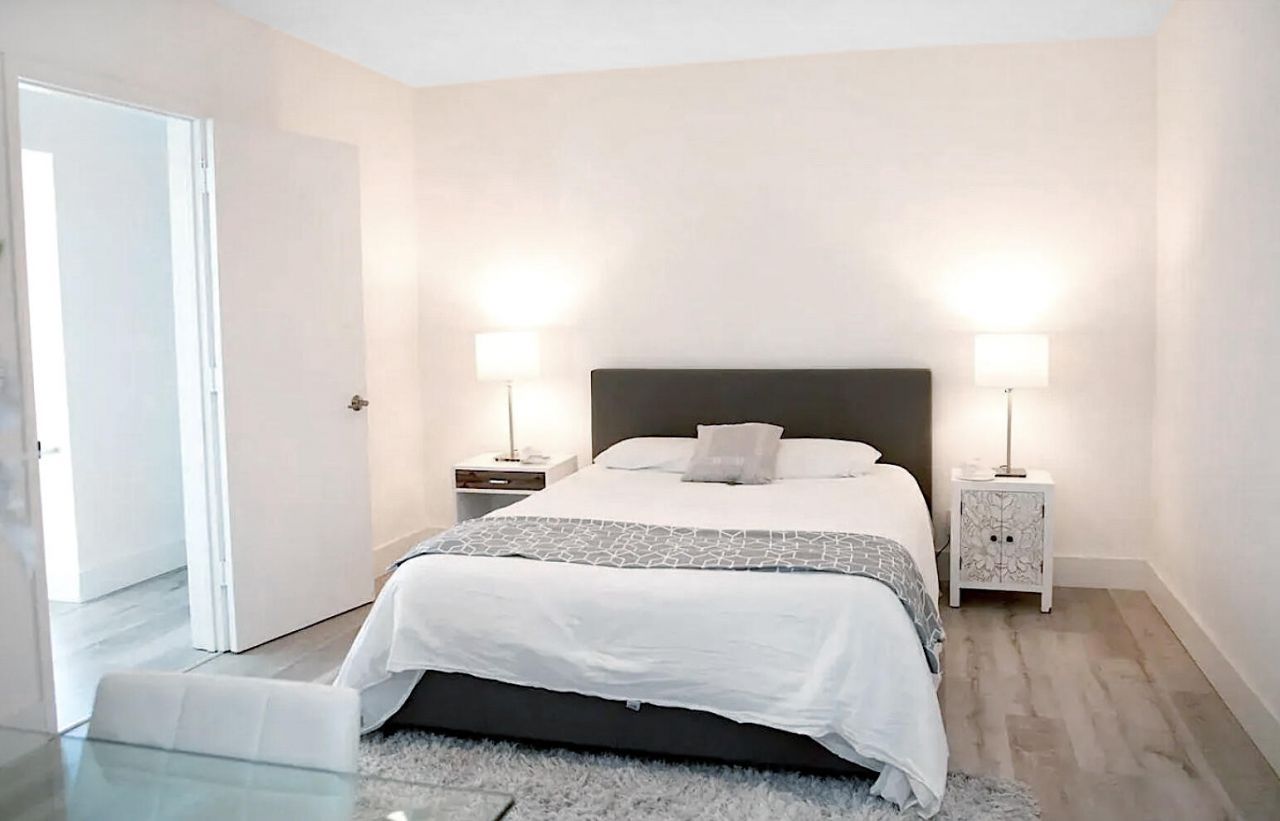 1919 Sunrise Key Boulevard, Fort Lauderdale, FL 33304 Photo