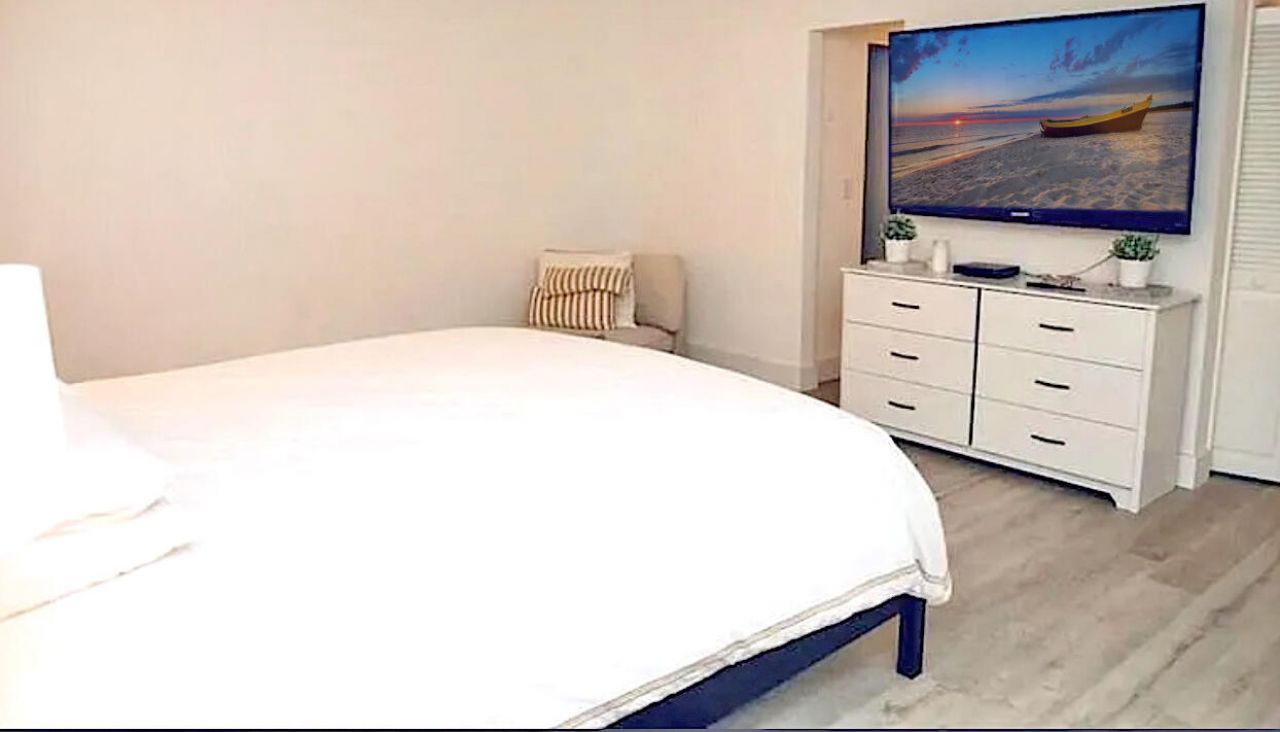 1919 Sunrise Key Boulevard, Fort Lauderdale, FL 33304 Photo