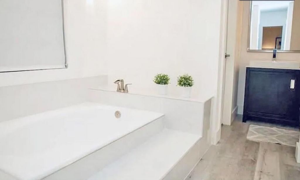 1919 Sunrise Key Boulevard, Fort Lauderdale, FL 33304 Photo