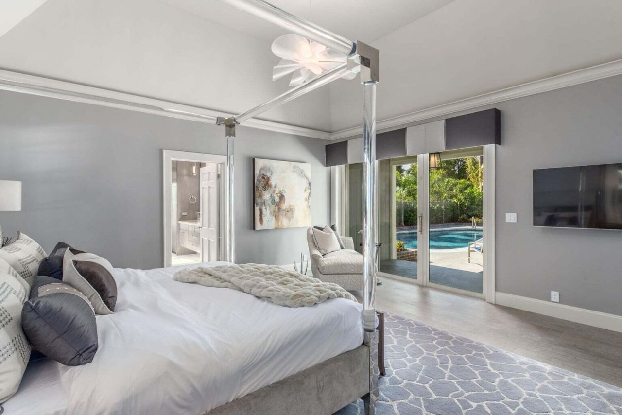 15 S Lake Trail, Palm Beach, FL 33480 Photo