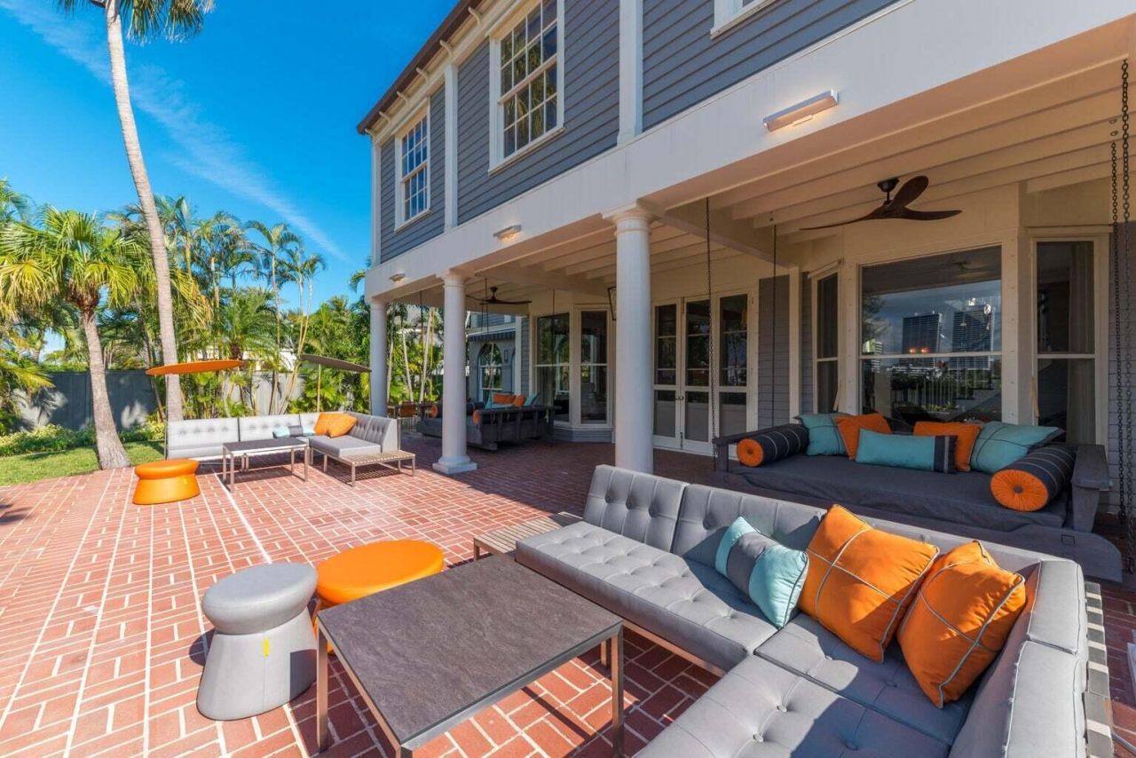 15 S Lake Trail, Palm Beach, FL 33480 Photo