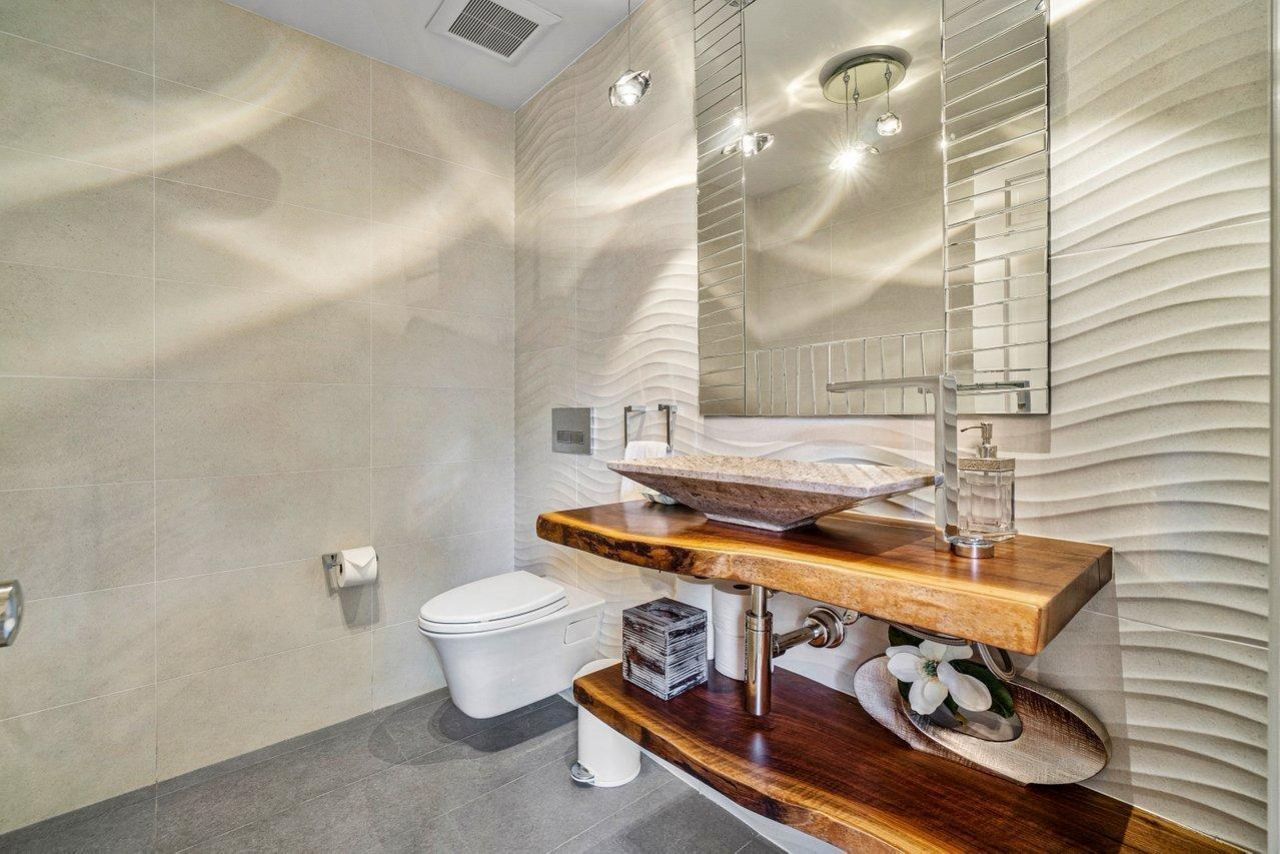 15 S Lake Trail, Palm Beach, FL 33480 Photo