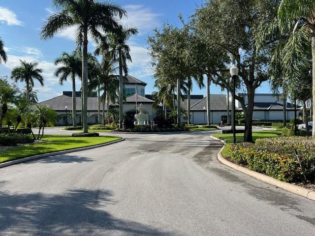 8010 Bellafiore Way, Boynton Beach, FL 33473 Photo