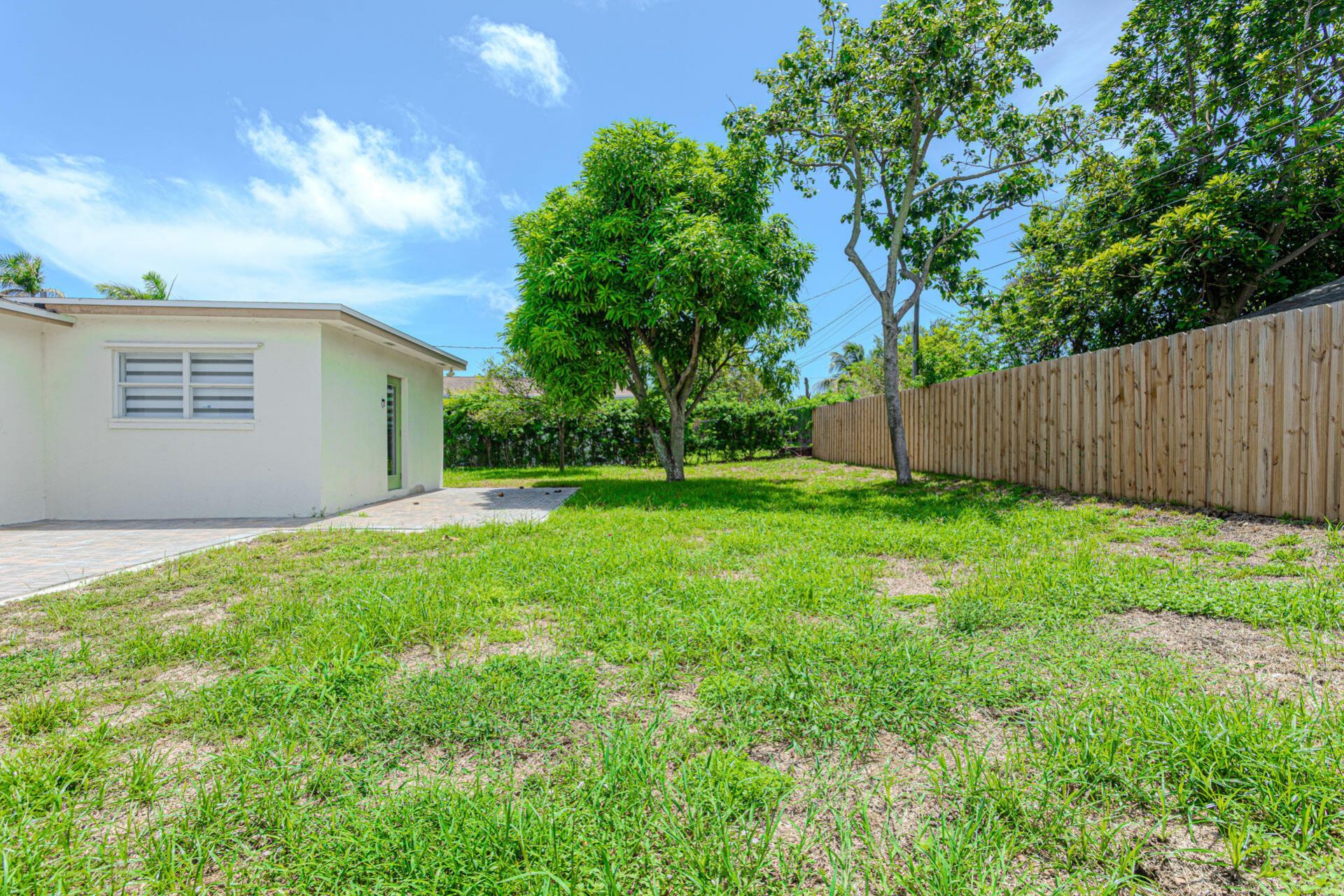 1717 16th Court N, Lake Worth Beach, FL 33460 Photo