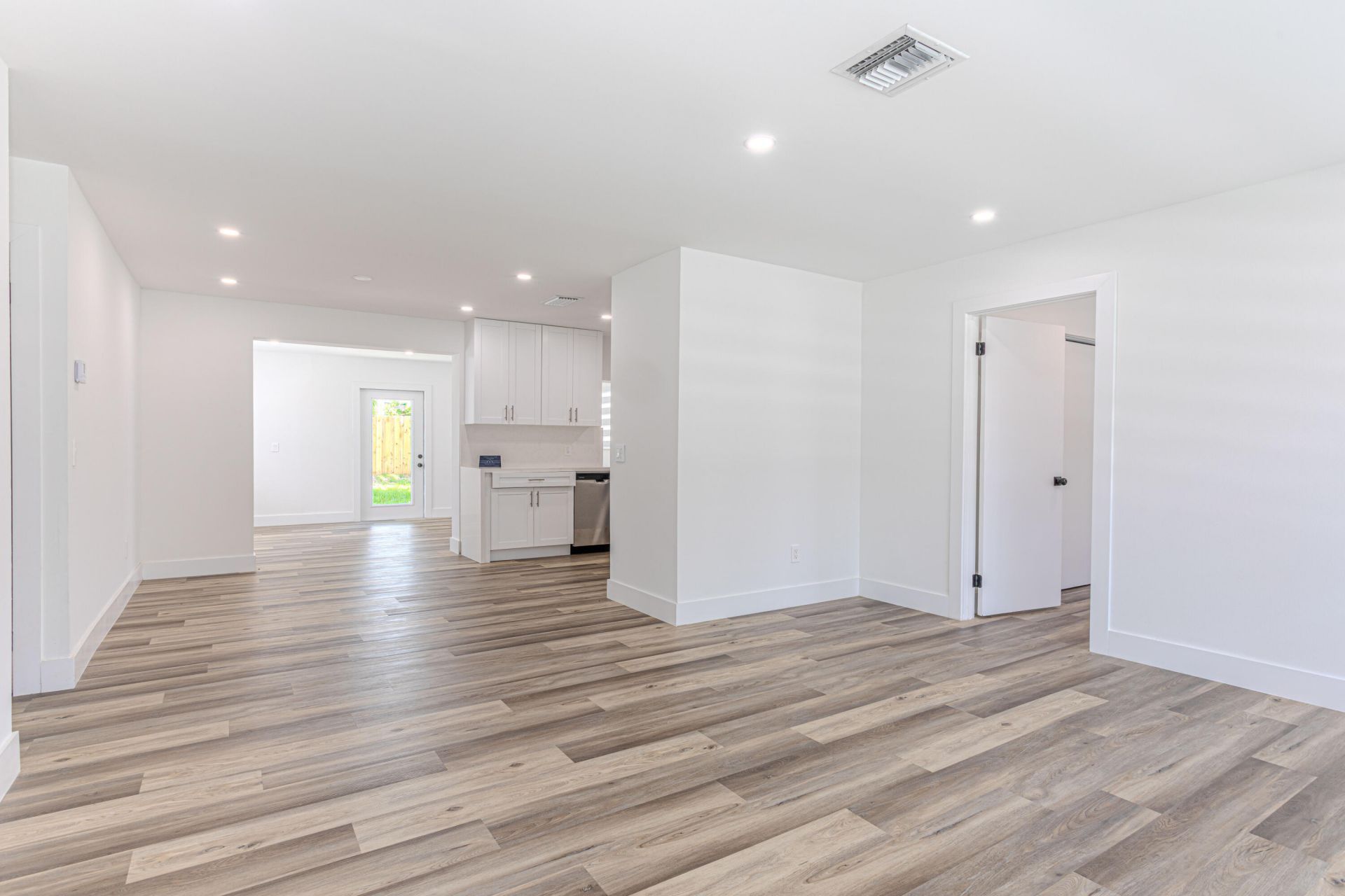 1717 16th Court N, Lake Worth Beach, FL 33460 Photo