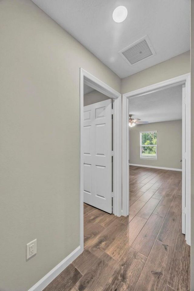 574 NW Bayshore Boulevard, Port Saint Lucie, FL 34983 Photo