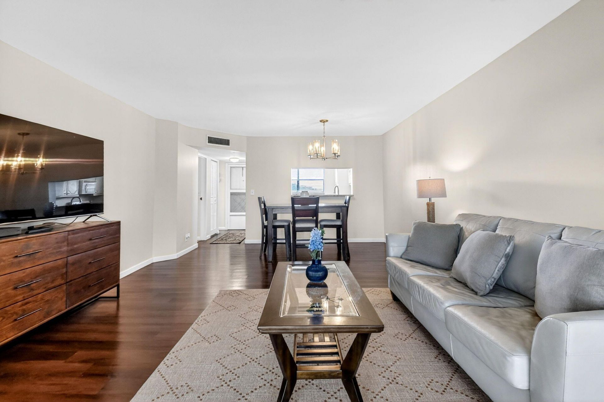 3661 Via Poinciana, Unit 410, Lake Worth, FL 33467 Photo