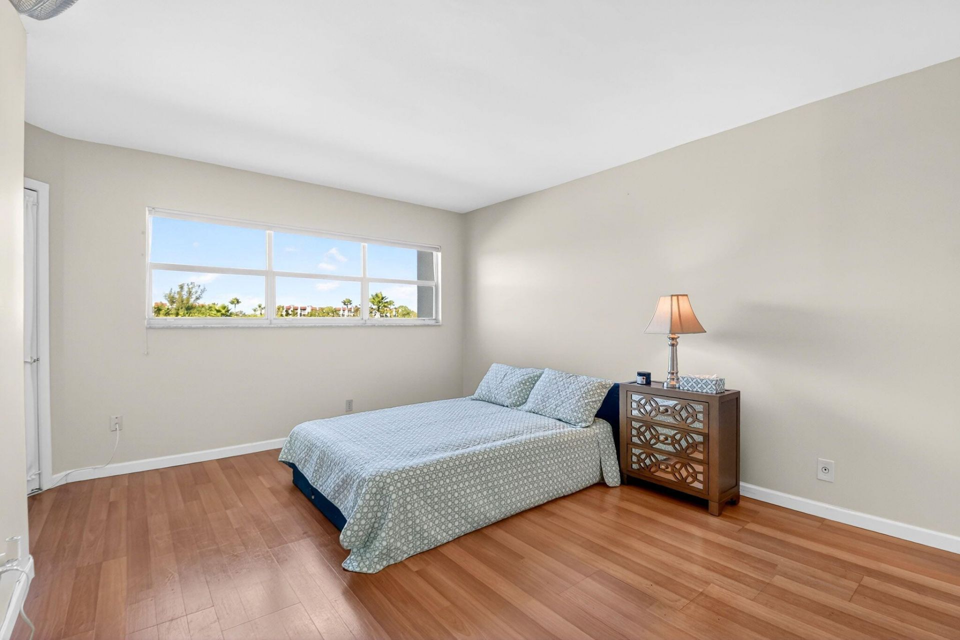 3661 Via Poinciana, Unit 410, Lake Worth, FL 33467 Photo