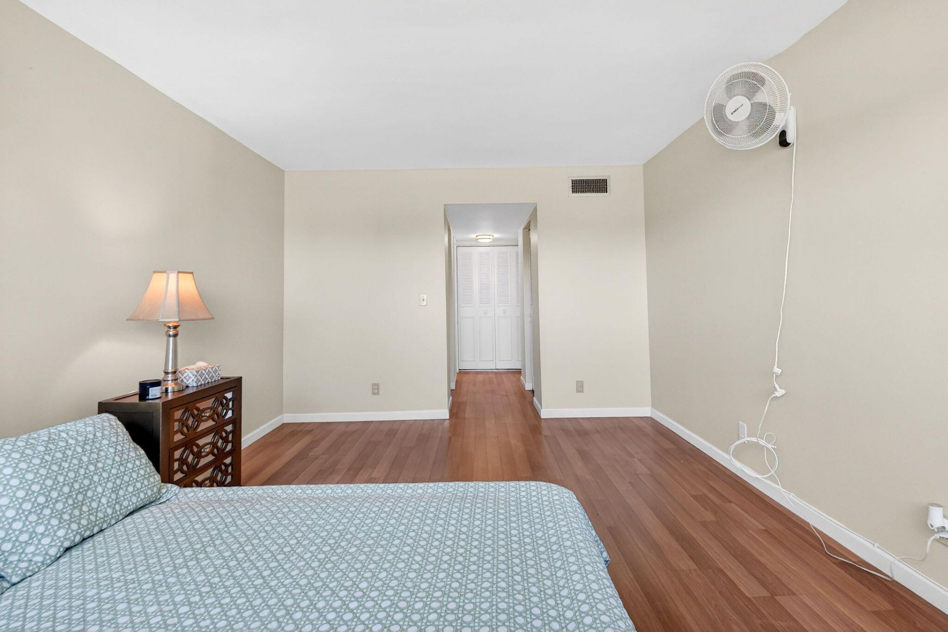 3661 Via Poinciana, Unit 410, Lake Worth, FL 33467 Photo