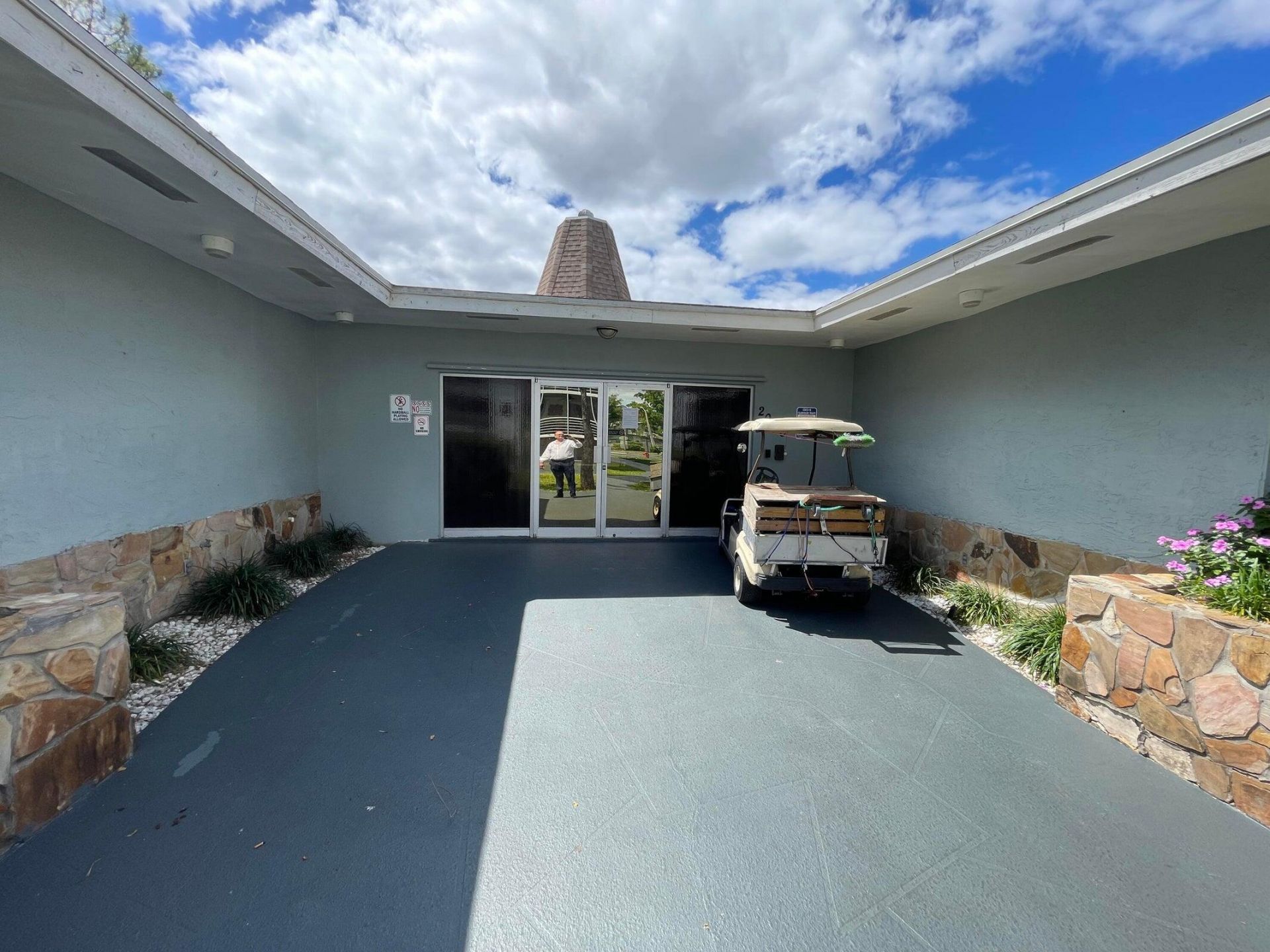 2100 Springdale Boulevard, Unit 209, Palm Springs, FL 33461 Photo