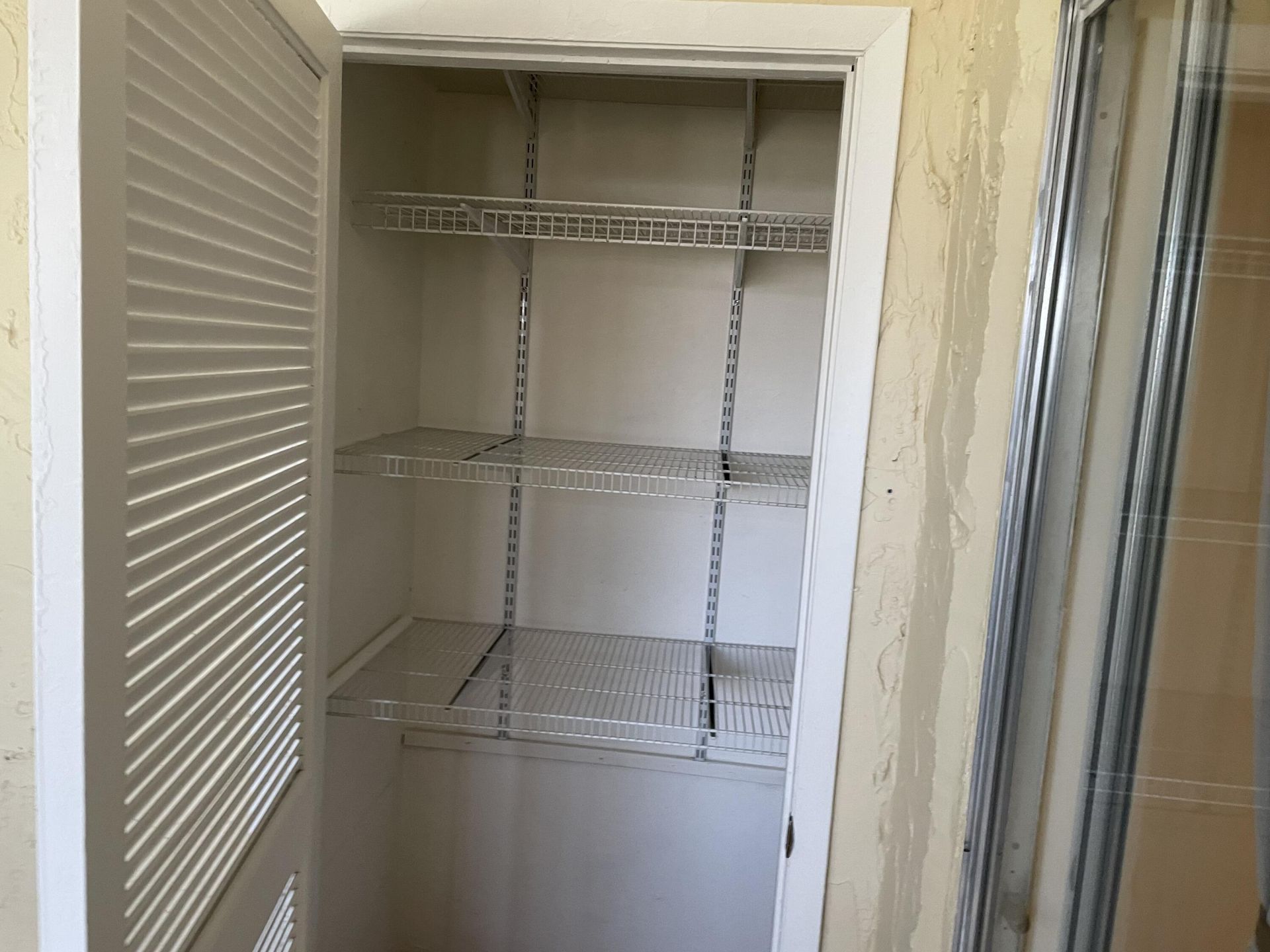 705 Lori Drive, Unit 315, Palm Springs, FL 33461 Photo