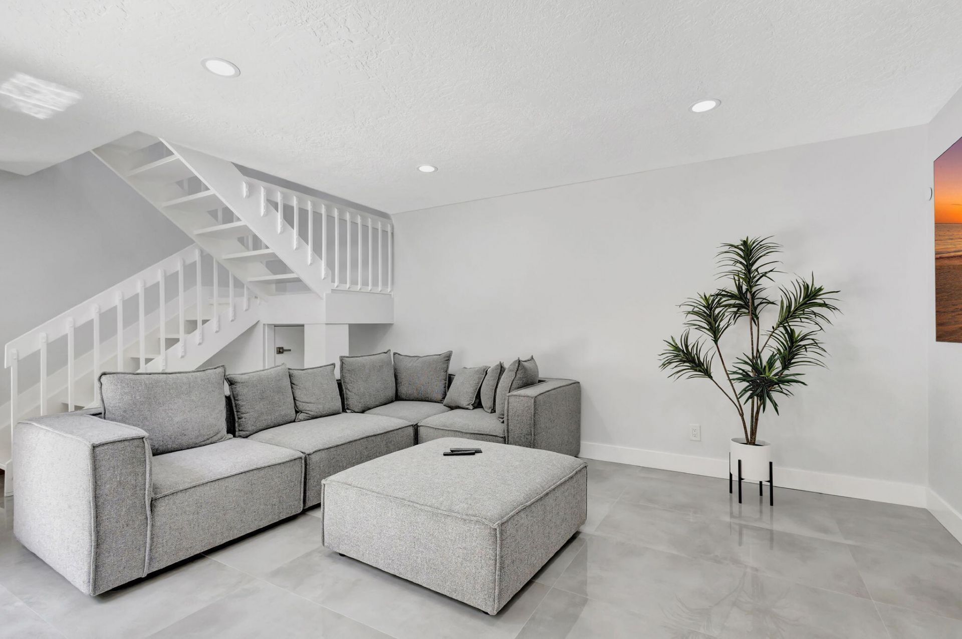 355 Prestwick Circle, Unit 4, Palm Beach Gardens, FL 33418 Photo