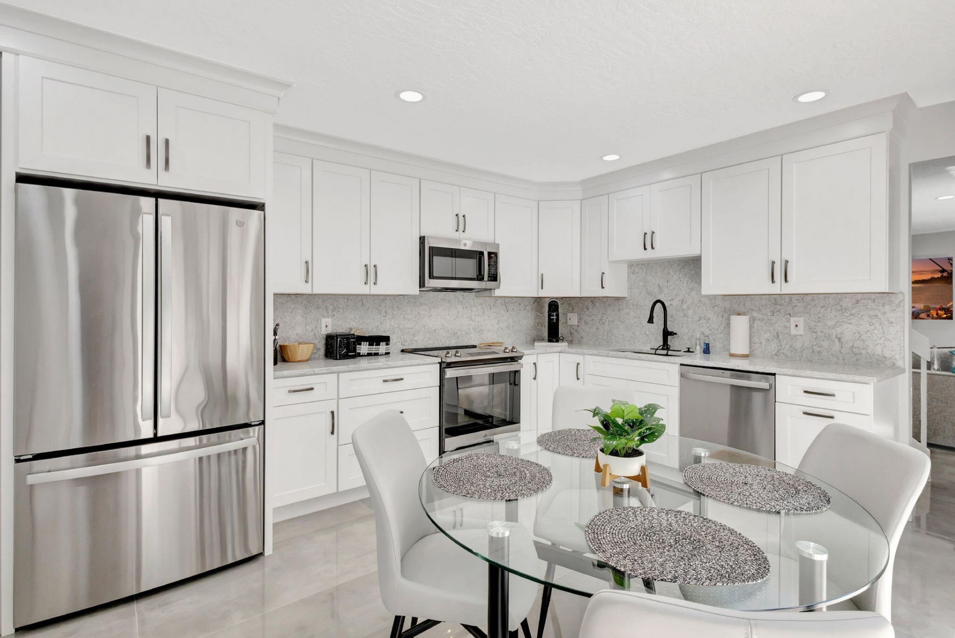 355 Prestwick Circle, Unit 4, Palm Beach Gardens, FL 33418 Photo