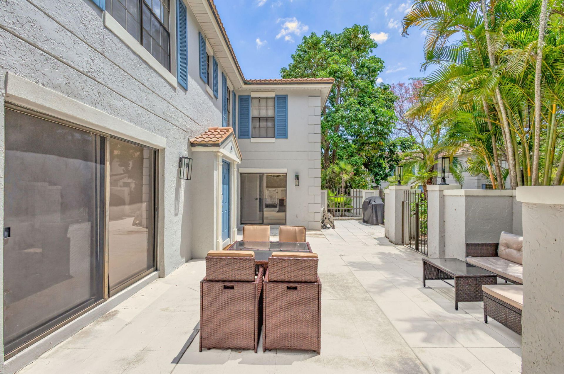 355 Prestwick Circle, Unit 4, Palm Beach Gardens, FL 33418 Photo