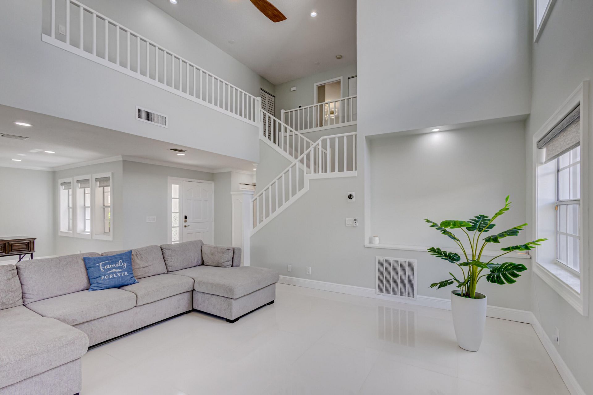 17 Selby Lane, Palm Beach Gardens, FL 33418 Photo