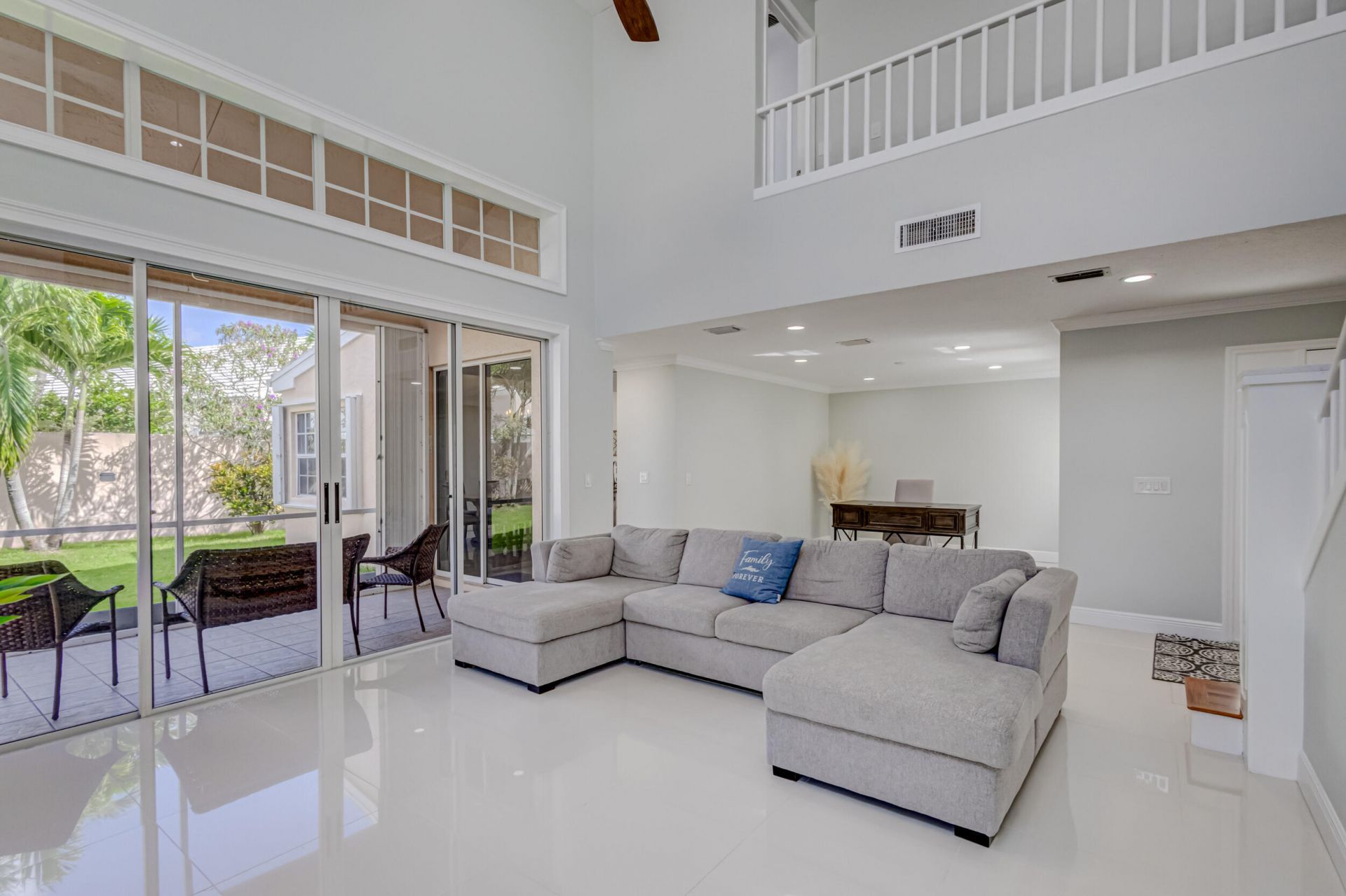 17 Selby Lane, Palm Beach Gardens, FL 33418 Photo