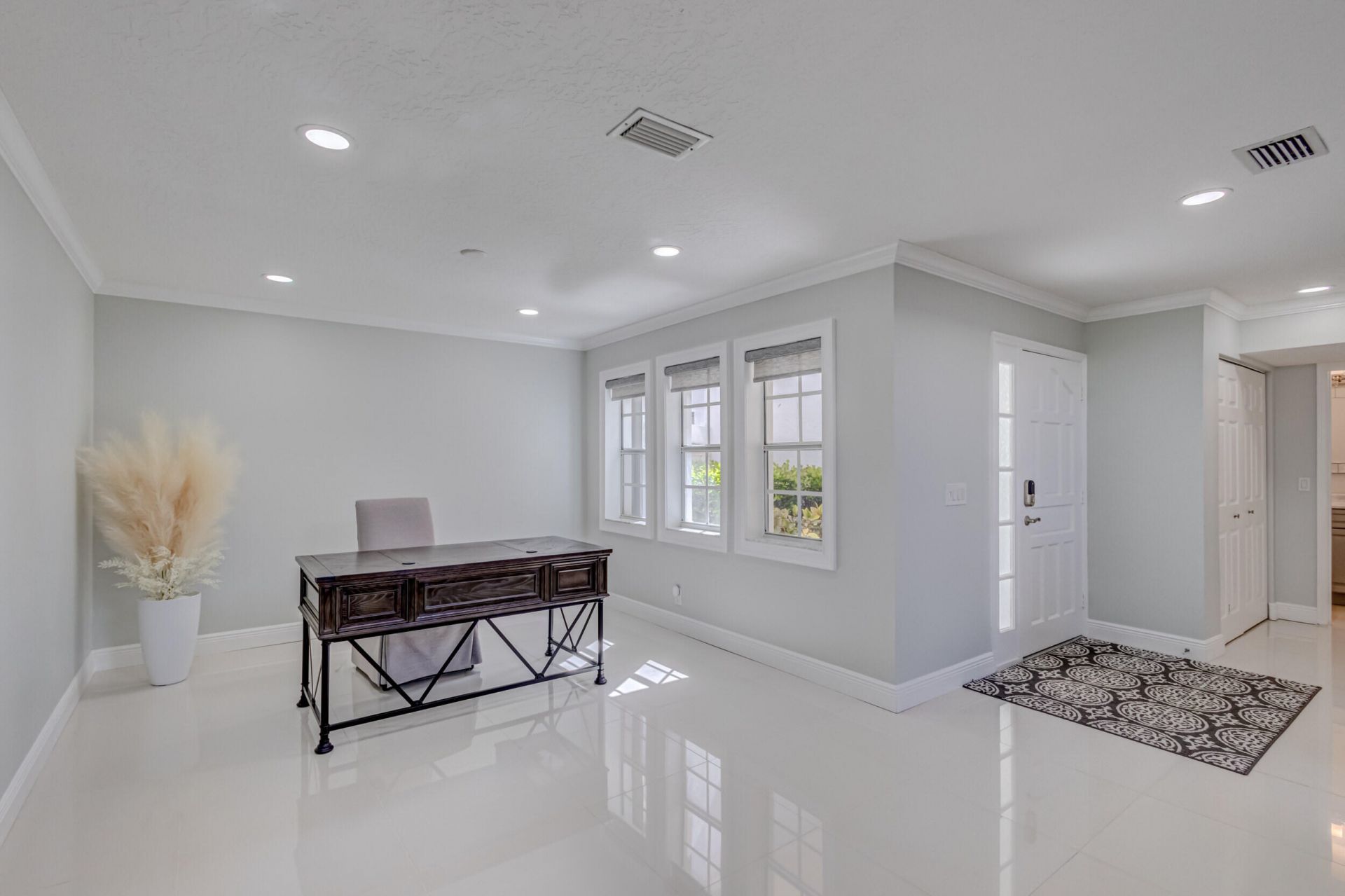 17 Selby Lane, Palm Beach Gardens, FL 33418 Photo