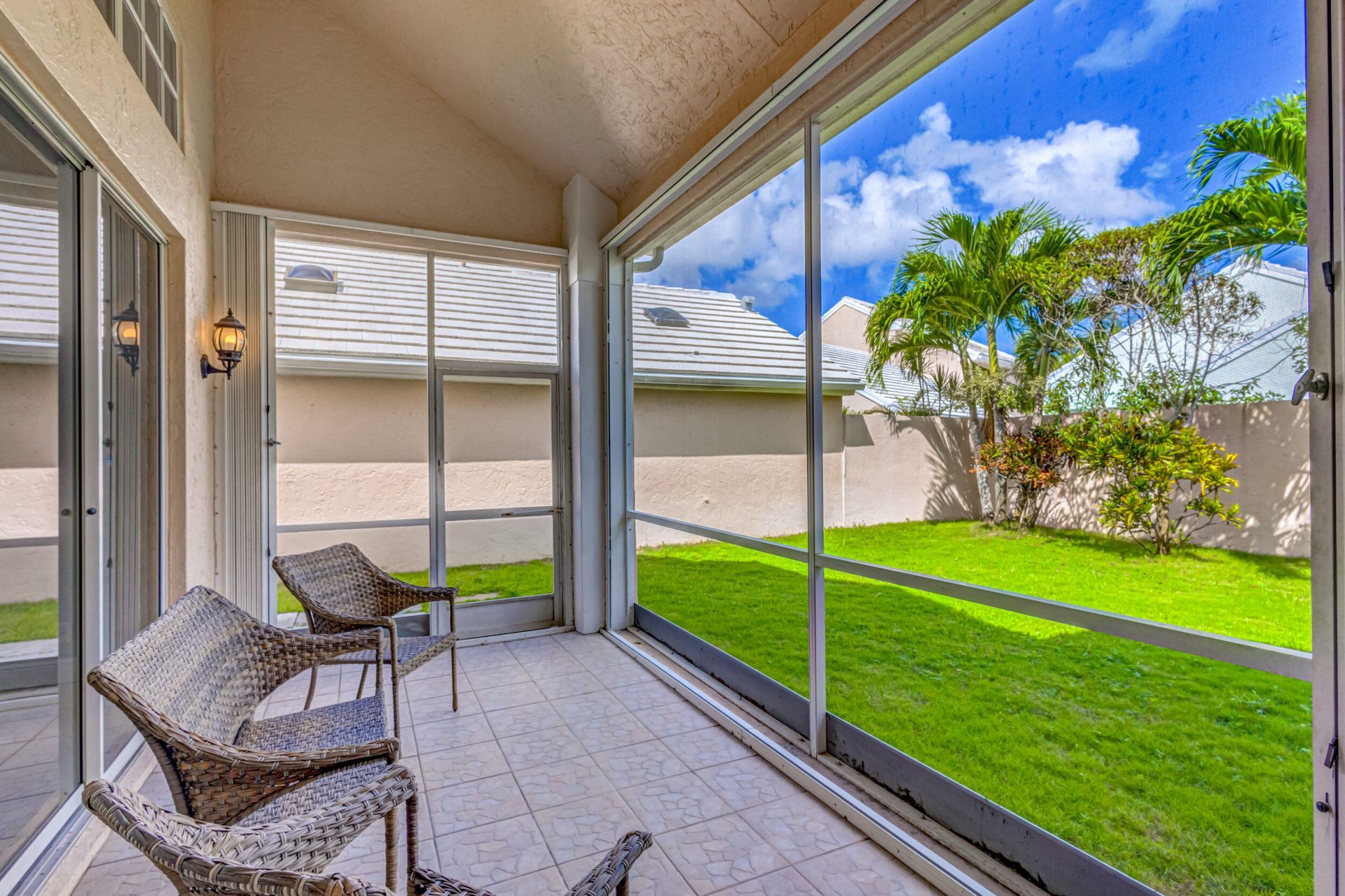 17 Selby Lane, Palm Beach Gardens, FL 33418 Photo