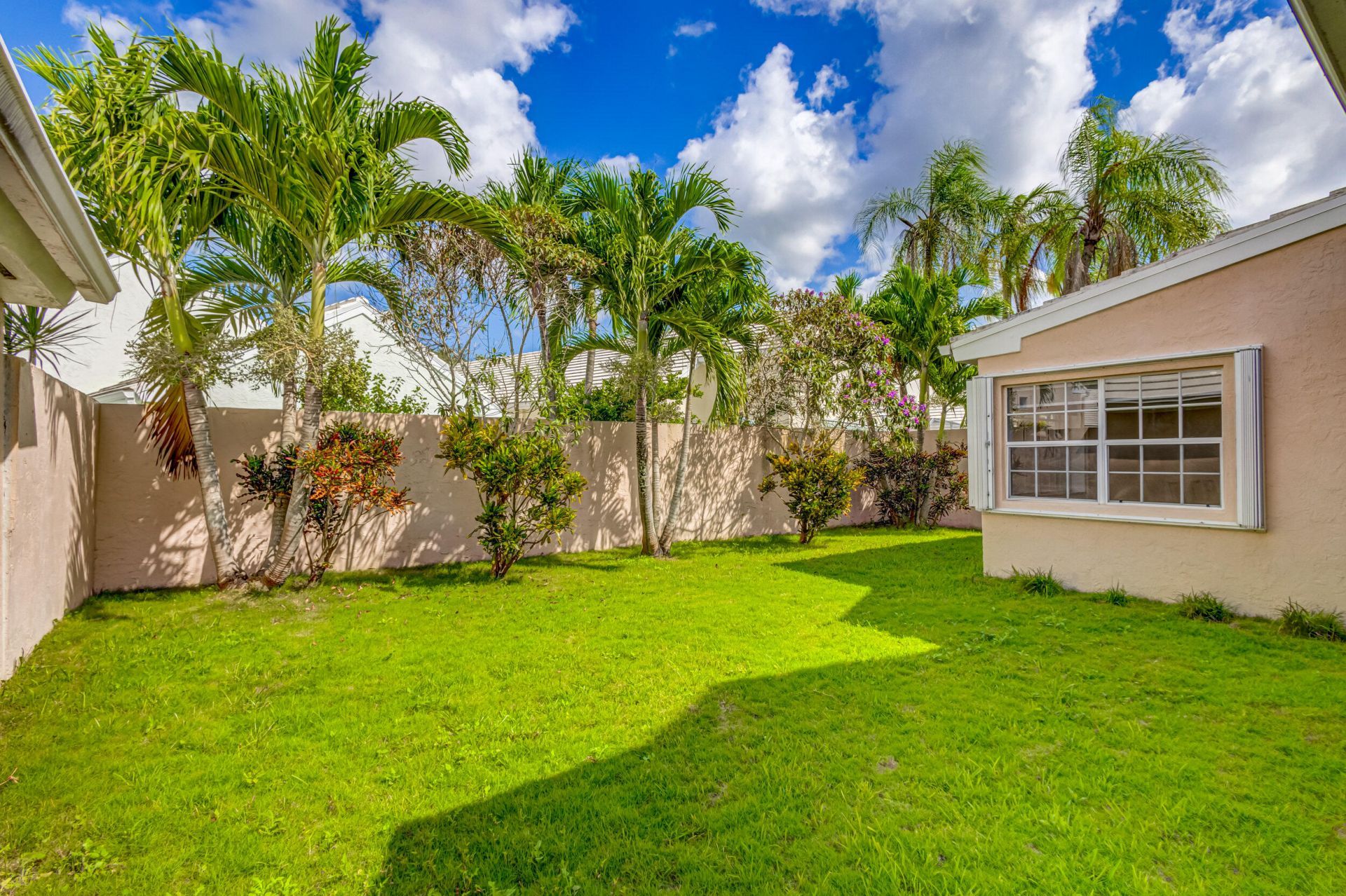 17 Selby Lane, Palm Beach Gardens, FL 33418 Photo