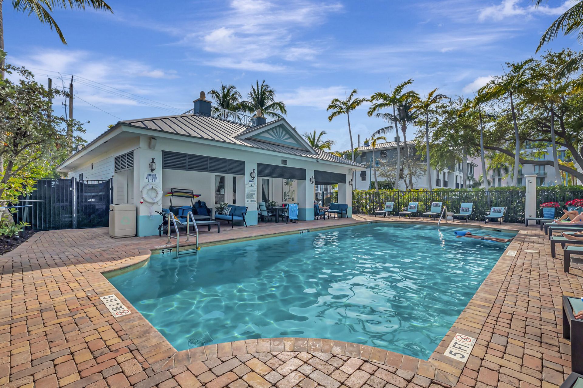 255 NE 3rd Avenue, Unit 2304, Delray Beach, FL 33444 Photo