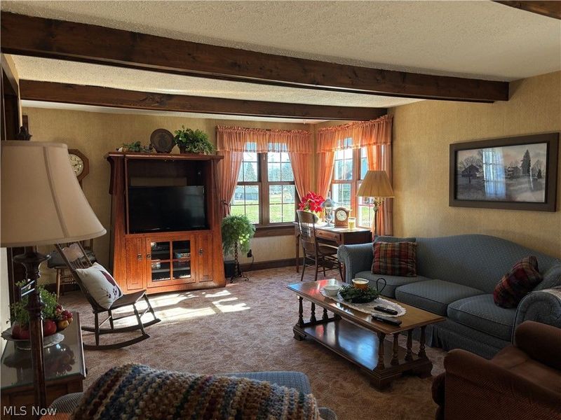 837 Walls Lake Drive NE, Vienna, OH 44473 Photo 9