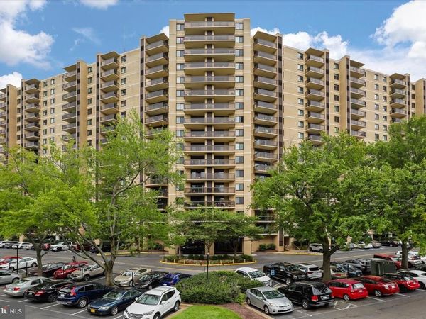 205 YOAKUM PARKWAY, Unit 216, ALEXANDRIA, VA 22304