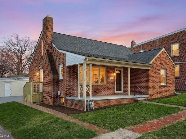 221 S ADAMS STREET, YORK, PA 17404