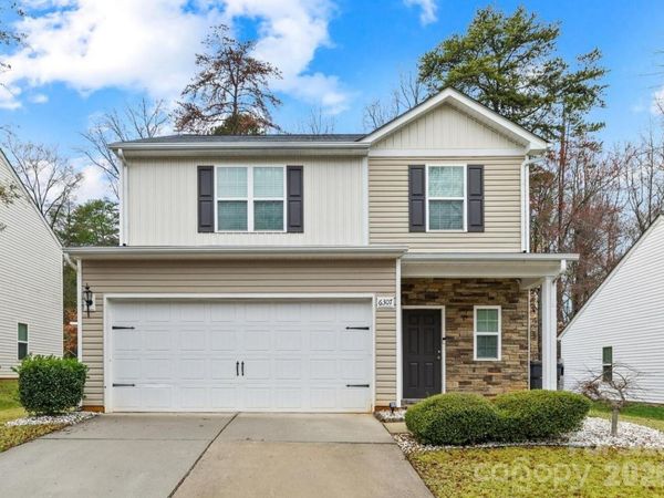 6307 Sydney Mae Lane, Charlotte, NC 28262