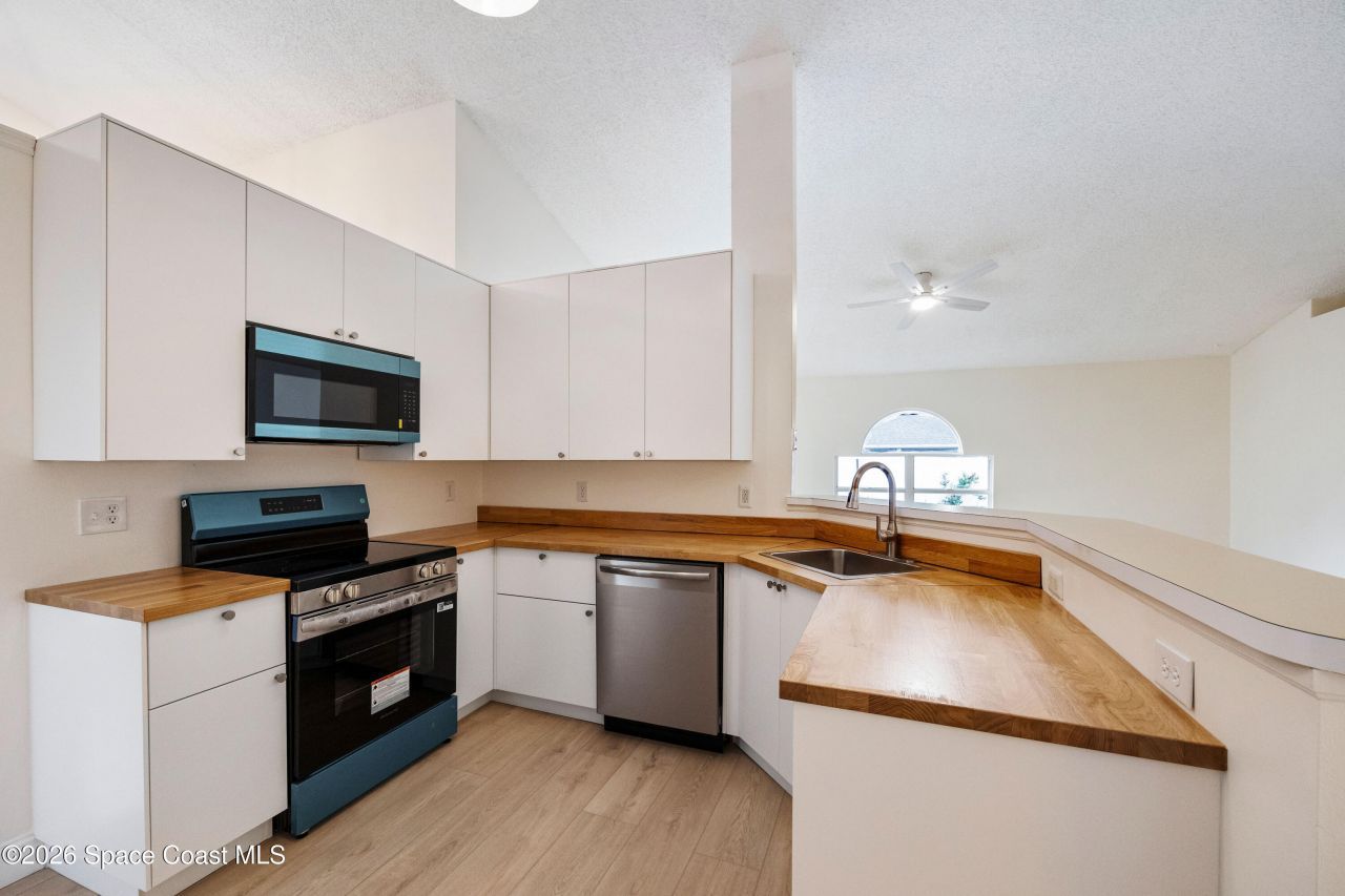 320 Wisteria Avenue NW , Palm Bay, FL 32907 Photo