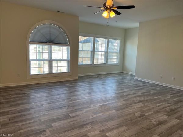 2607 Pennoak Way, Unit J, Greensboro, NC 27407