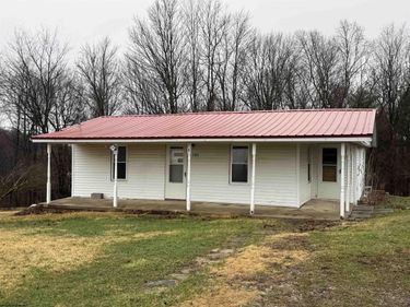 3181 Irish Ridge Road, Tunnelton, WV 26444