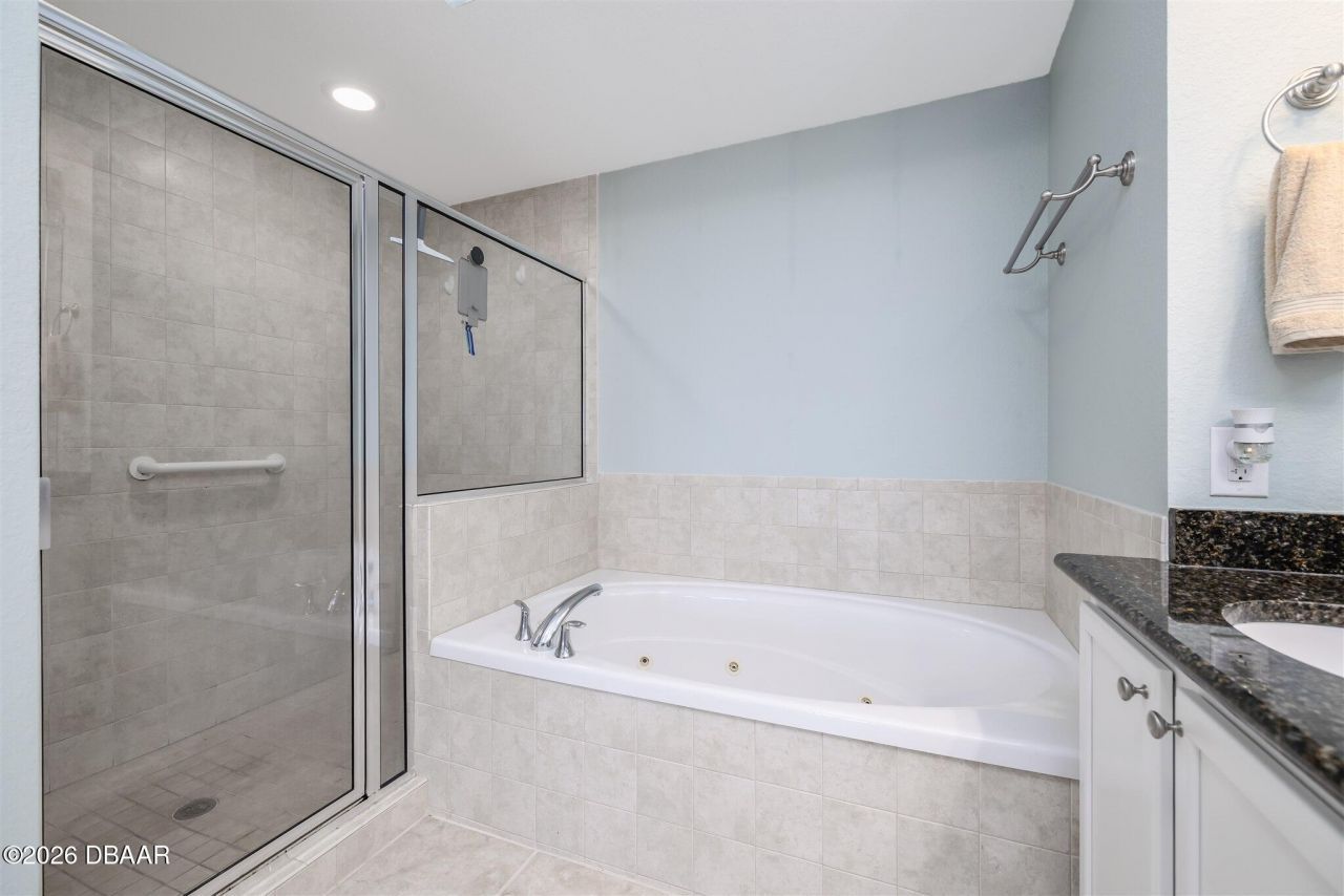 2801 S Ridgewood Avenue, Unit 1002, South Daytona, FL 32119 Photo