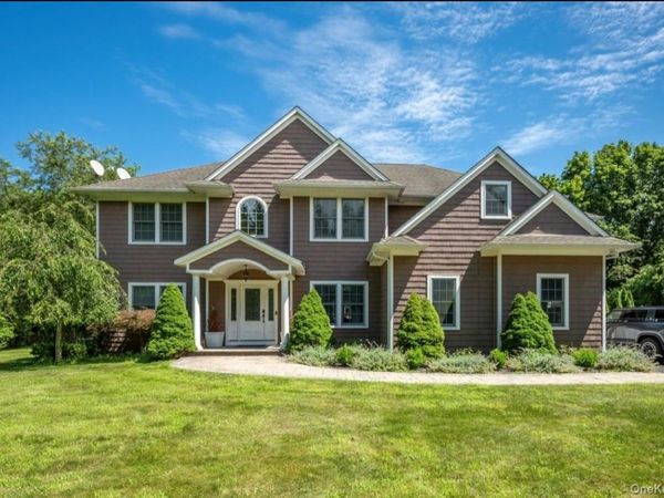 50A S Phillips Avenue, Remsenburg, NY 11960