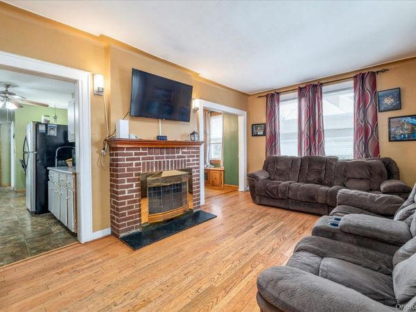 36 Hudson Avenue, Valley Stream, NY 11580